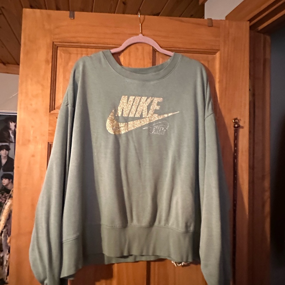 Nike Green Sweatshirt 3X